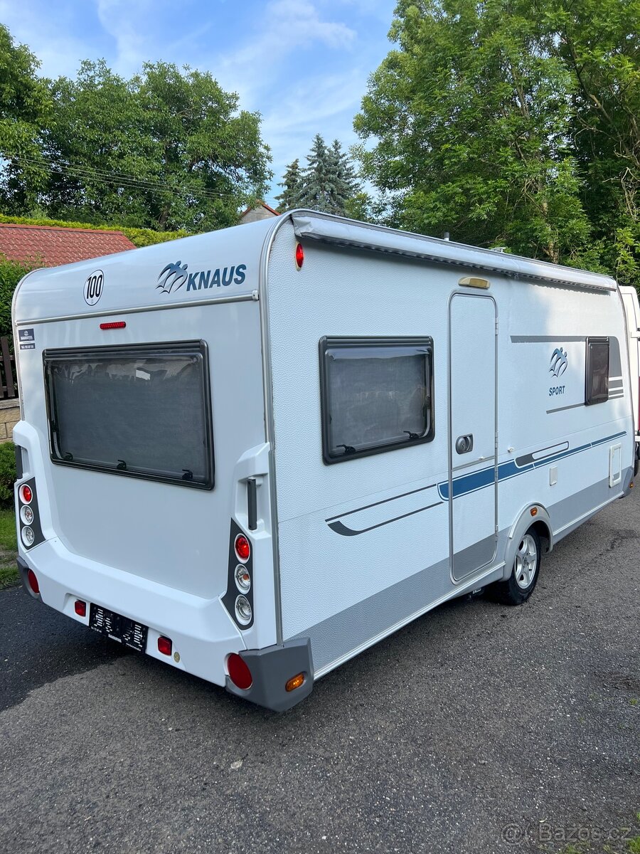 Knaus sport - Mover, markýza s boky