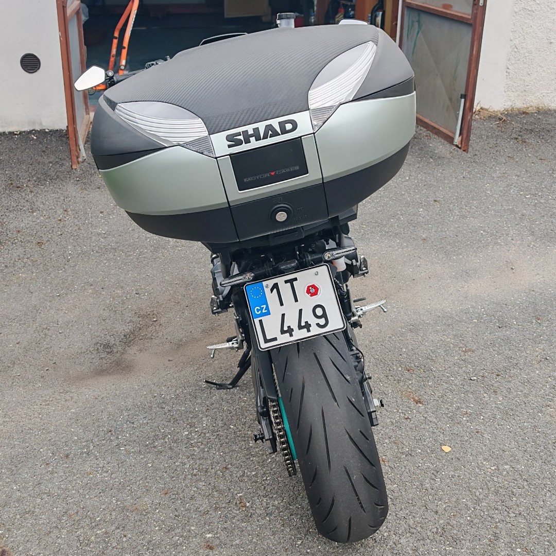 Yamaha MT-09 SHAD vrchní kufr SH48 Premium + plotna - 5