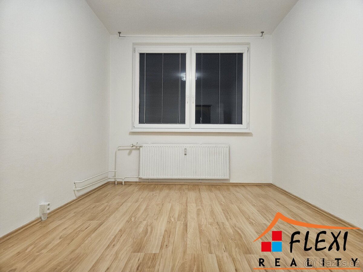 Pronájem bytu 3+1 v os.vl. s lodžií, 74 m², ul. J. Božana, F - 5
