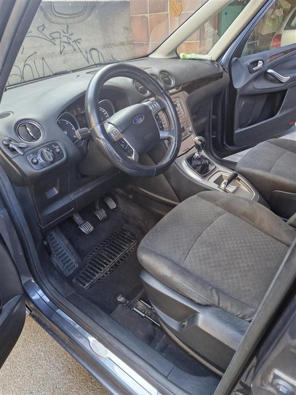 Prodám Ford Galaxy 1,8TDCi (2009) - nová cena - 5