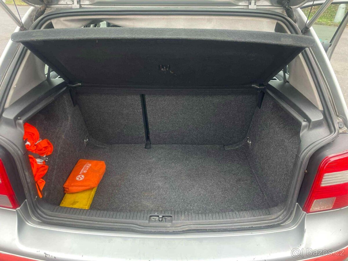 VOLKSWAGEN GOLF IV 1.6 BENZÍN - 5