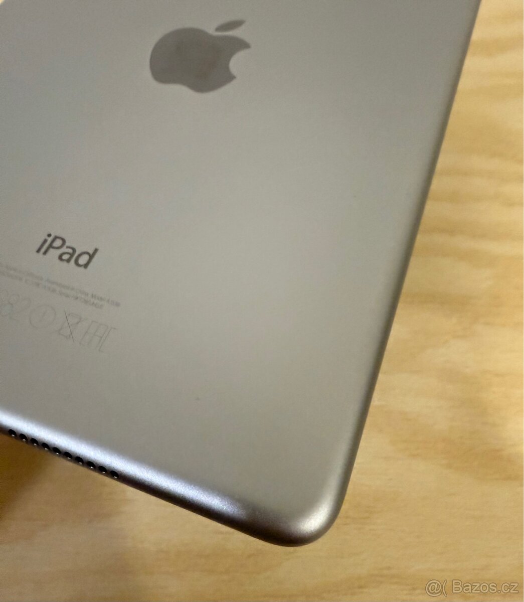 Apple IPad 6. Generace 9.7 32gb - 5