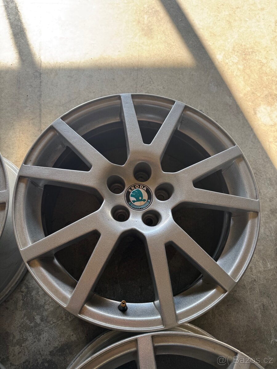 5x100 Spider r17 - 5