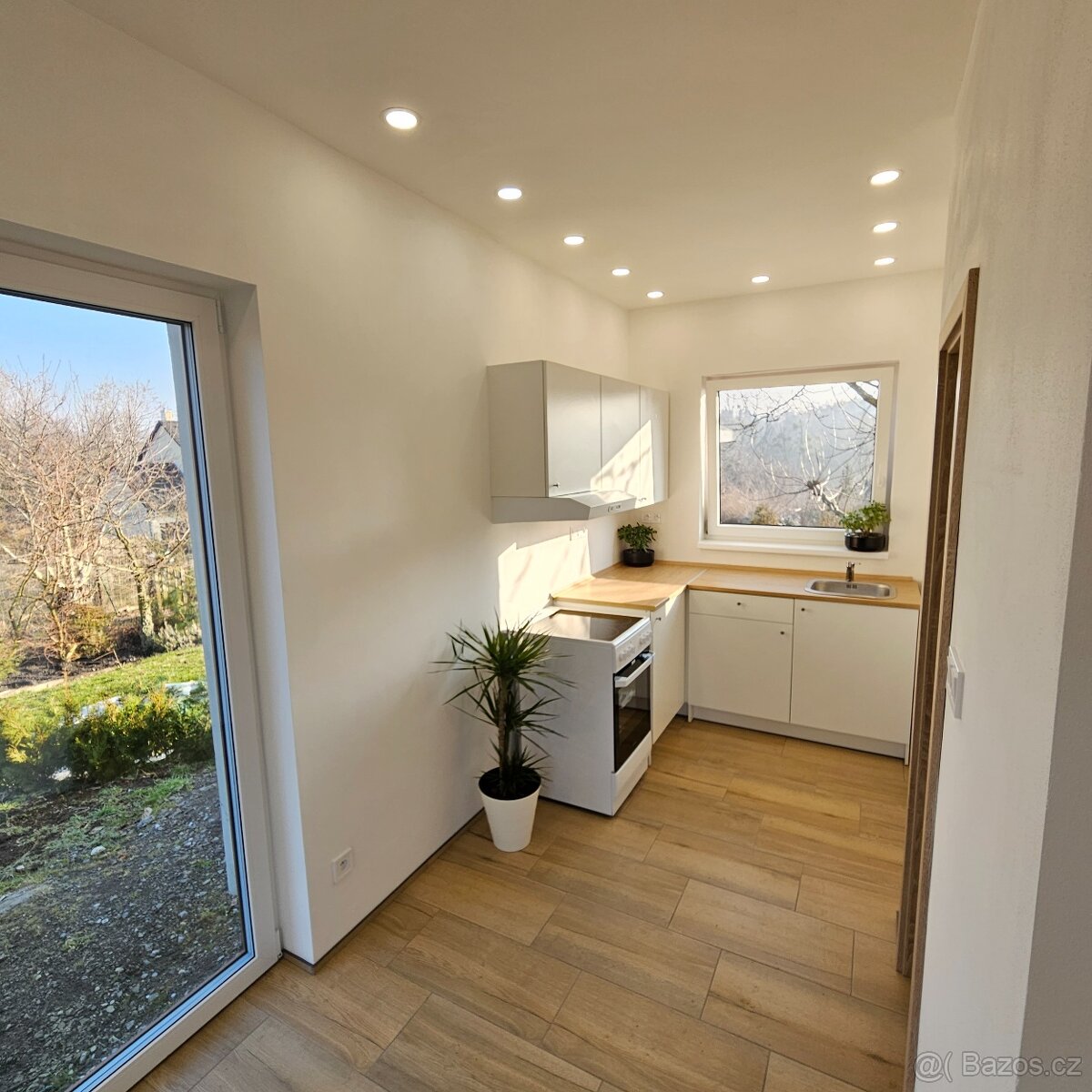 Pronájem 2+kk 45m2 - 5