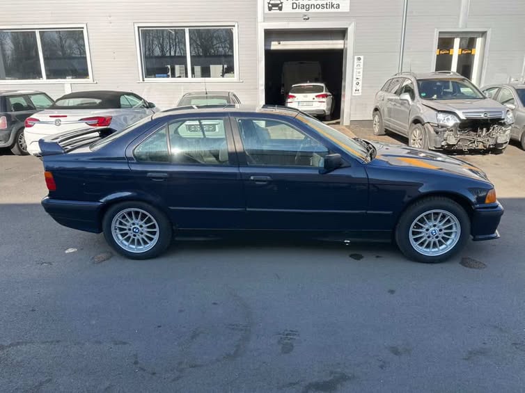 Bmw e36 316i - 5