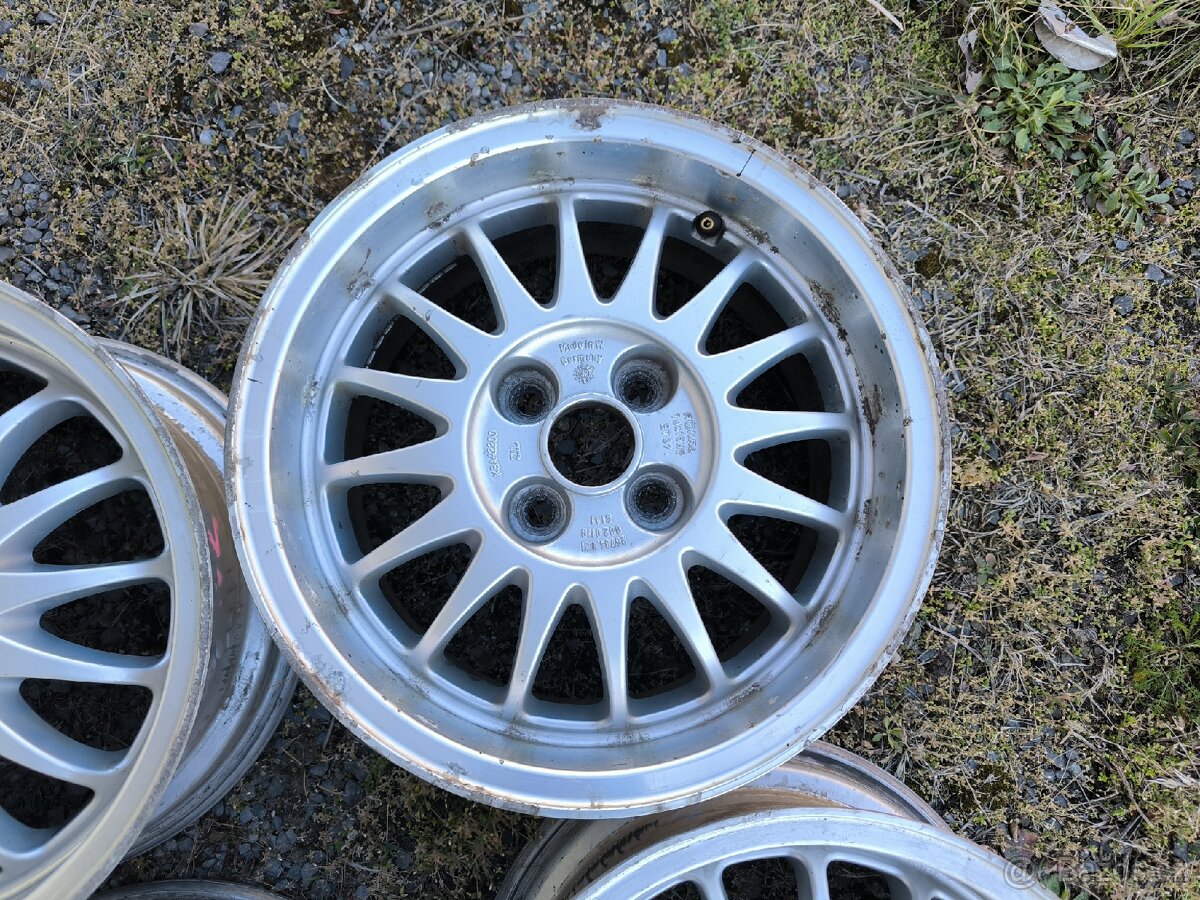 Ronal R8 R15 4x100 - 5