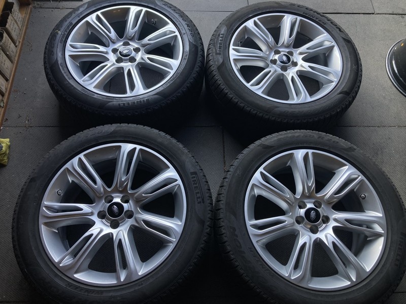 Alu kola RANGE ROVER VELAR zimní PIRELLI 255/50R20