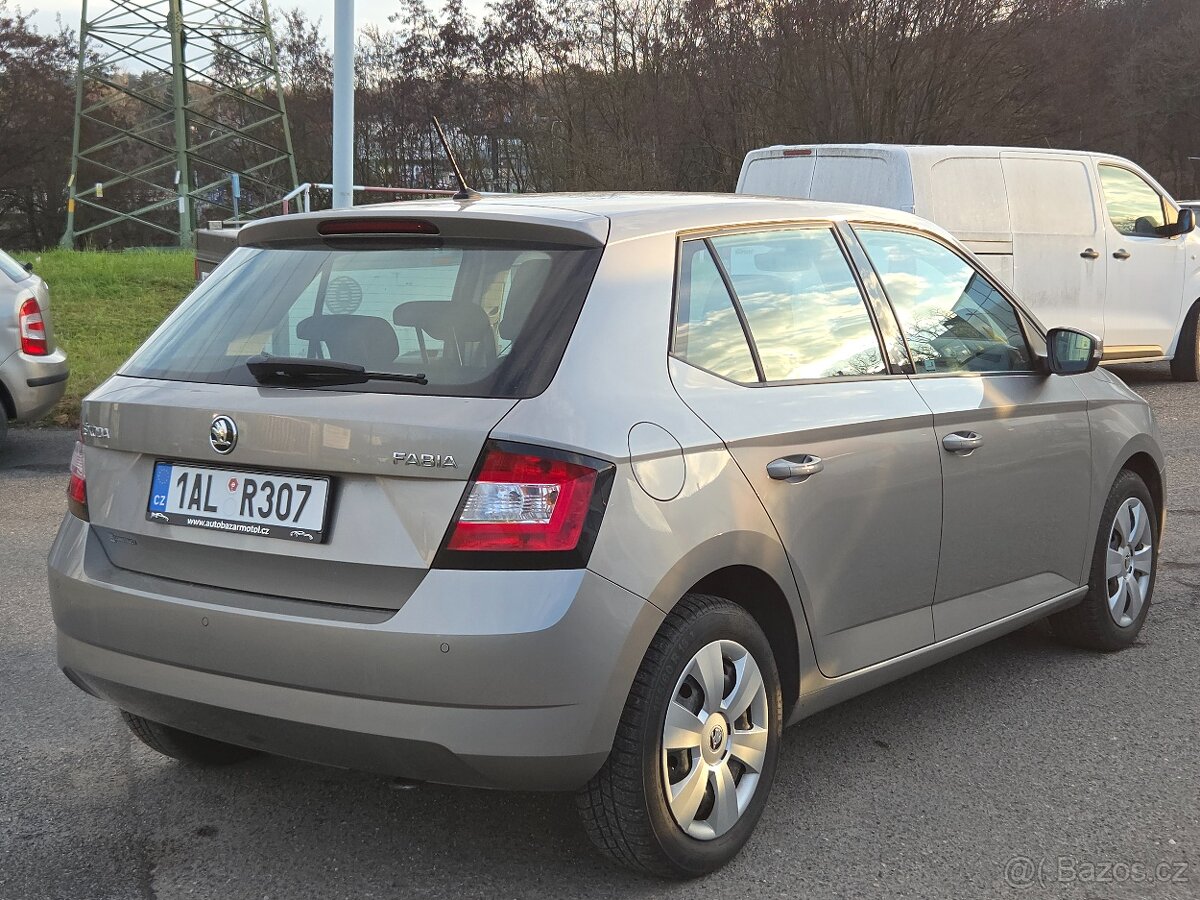 Skoda Fabia 1.2TSi 66kw i na splátky VŠEM rok 2015 - 5