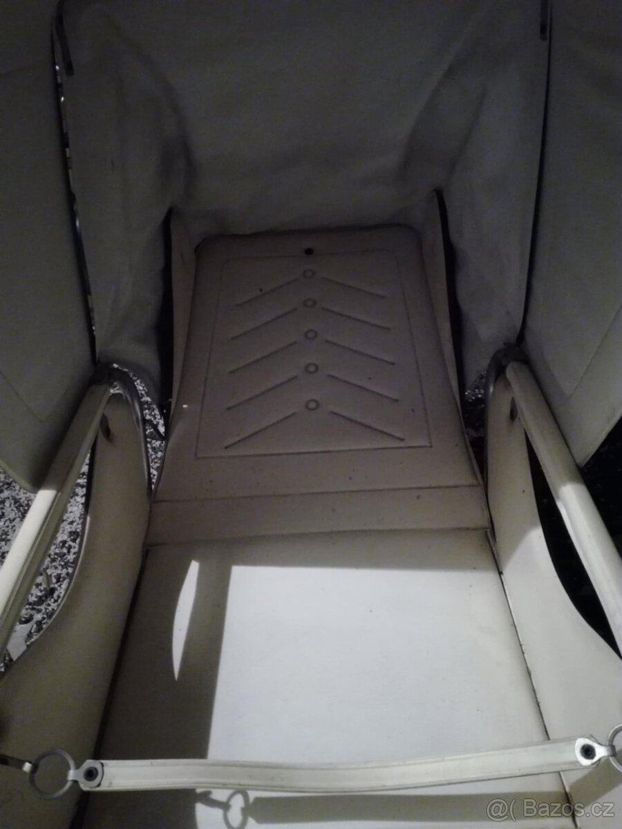 Retro kočárek Liberta sportovní sezení - 5