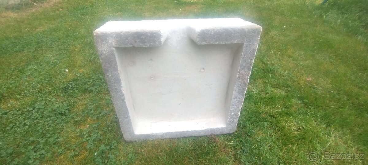 pískovec, odtokový žlab - 5