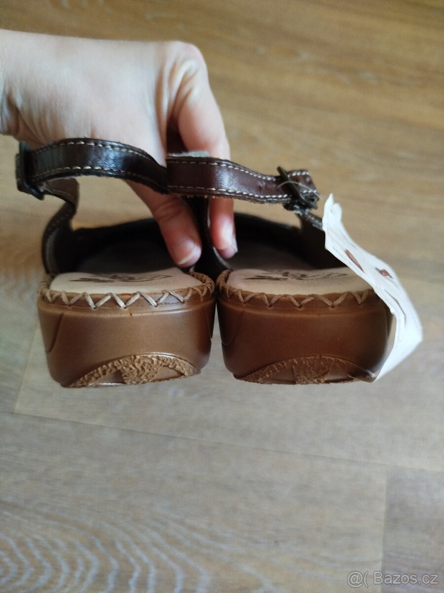Nové sandály Rieker, vel. 40 - 5