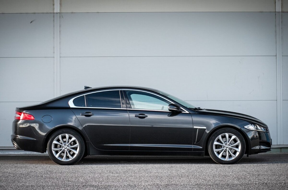 JAGUAR XF 2.2 147kW Luxury 2013 - 5