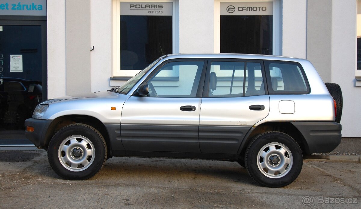 Toyota RAV4 2.0i benzin 4x4 - 5