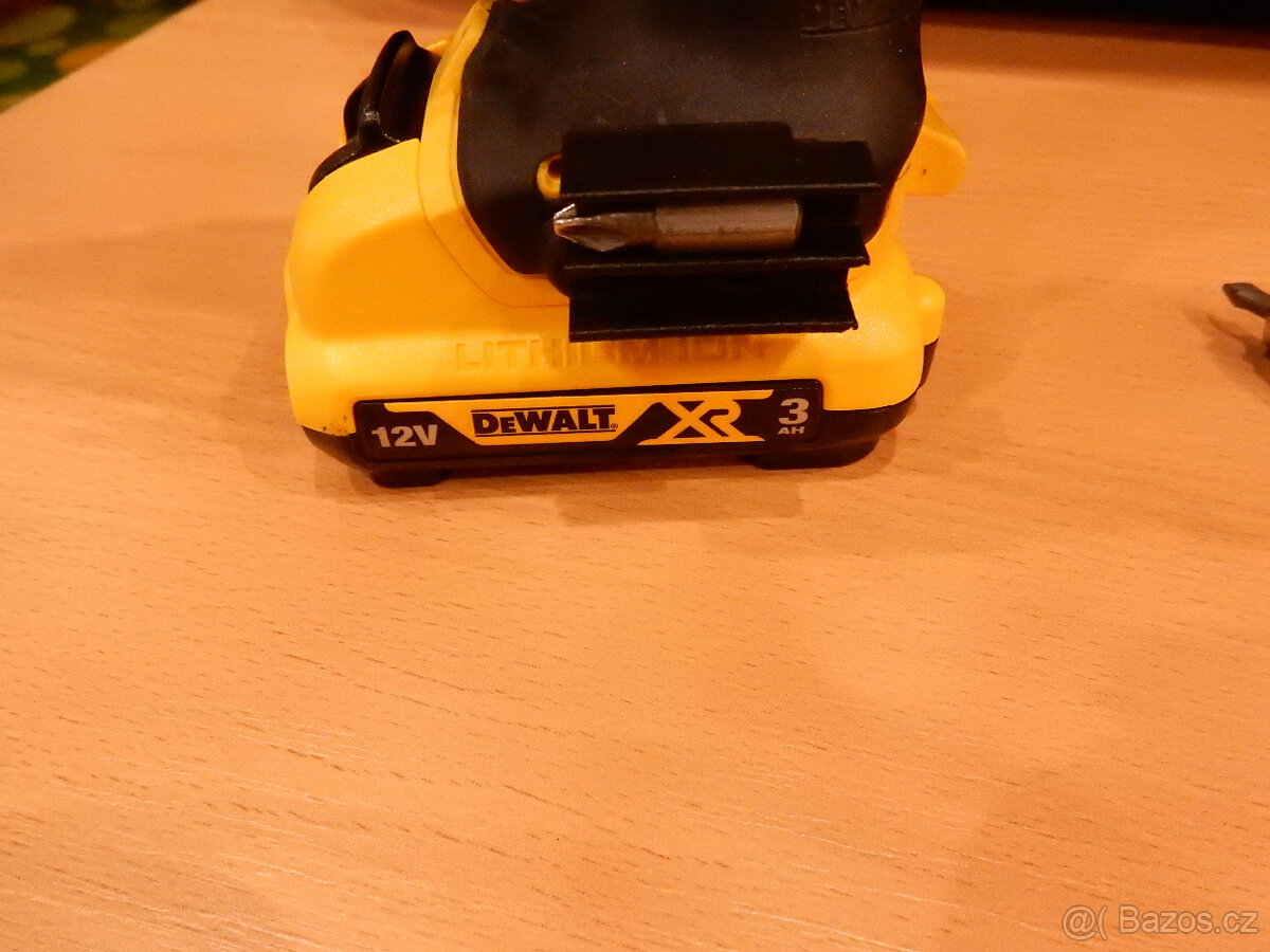 Prodám držáky bitů k aku nářadí Dewalt - 5