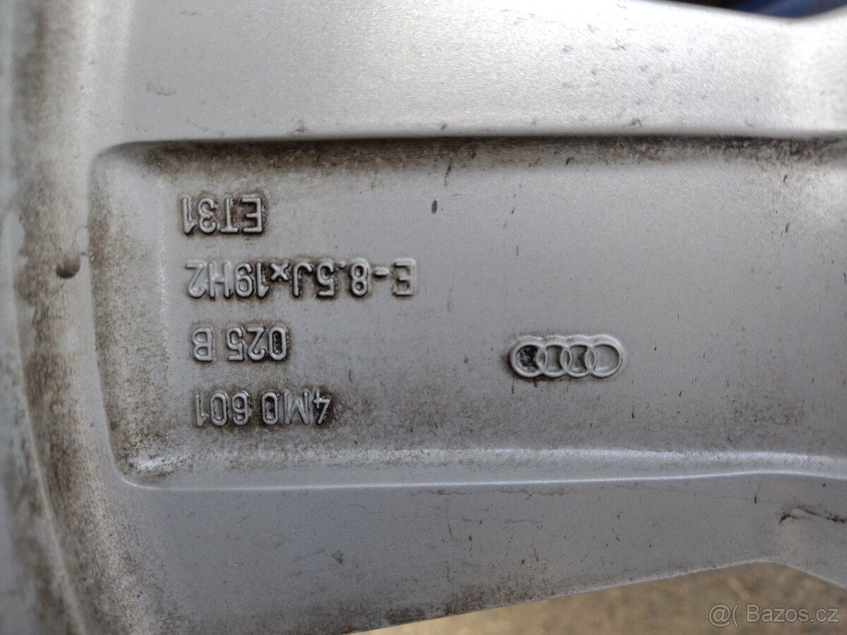 Letní Alu kol Audi Q7 - 5