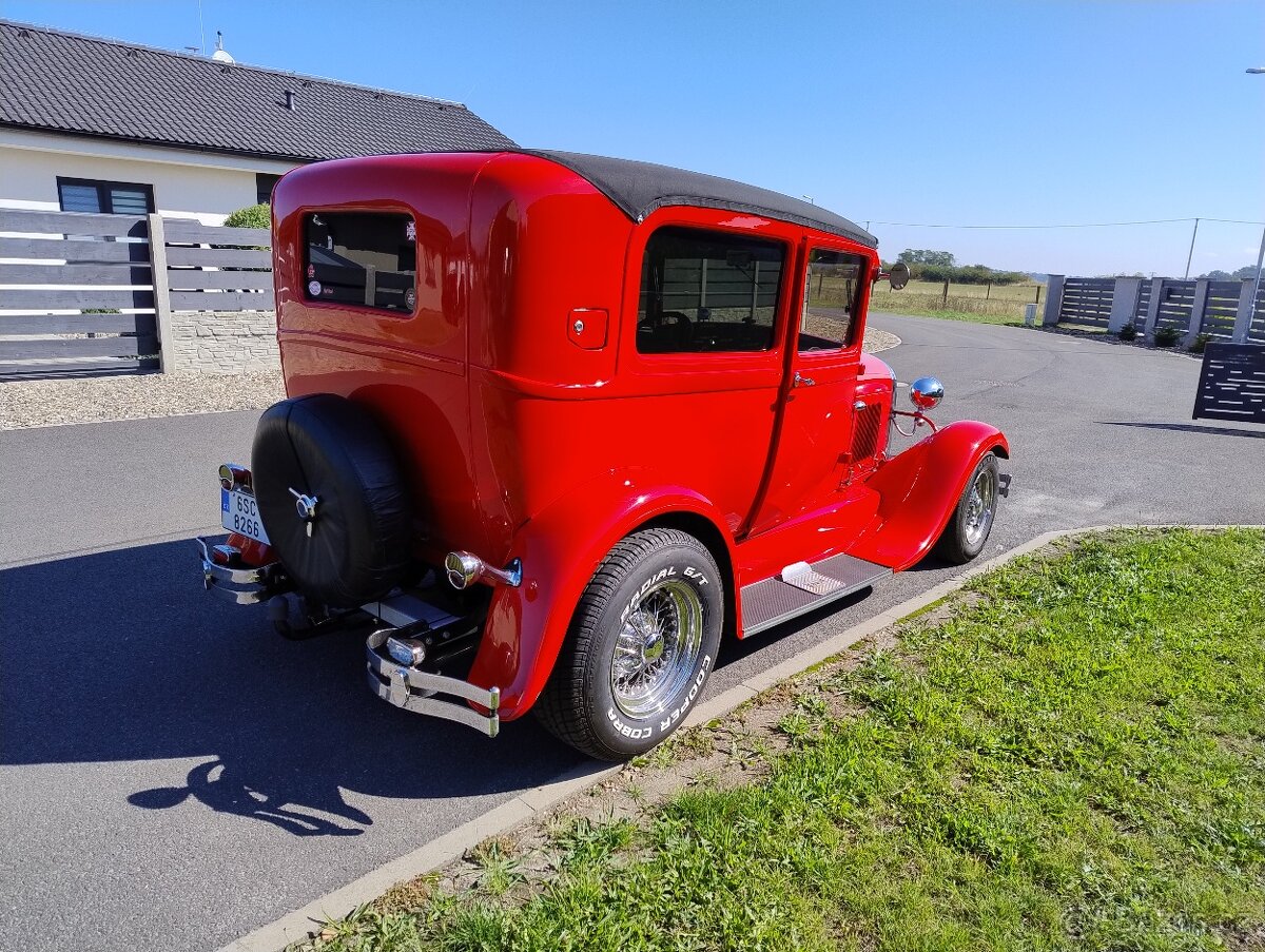 Ford Model A tudor & Panzer - 5