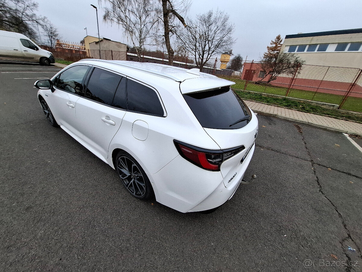 Toyota Corolla TS 2.0 Hybrid, Executive, odhlučněno, 135kW - 5