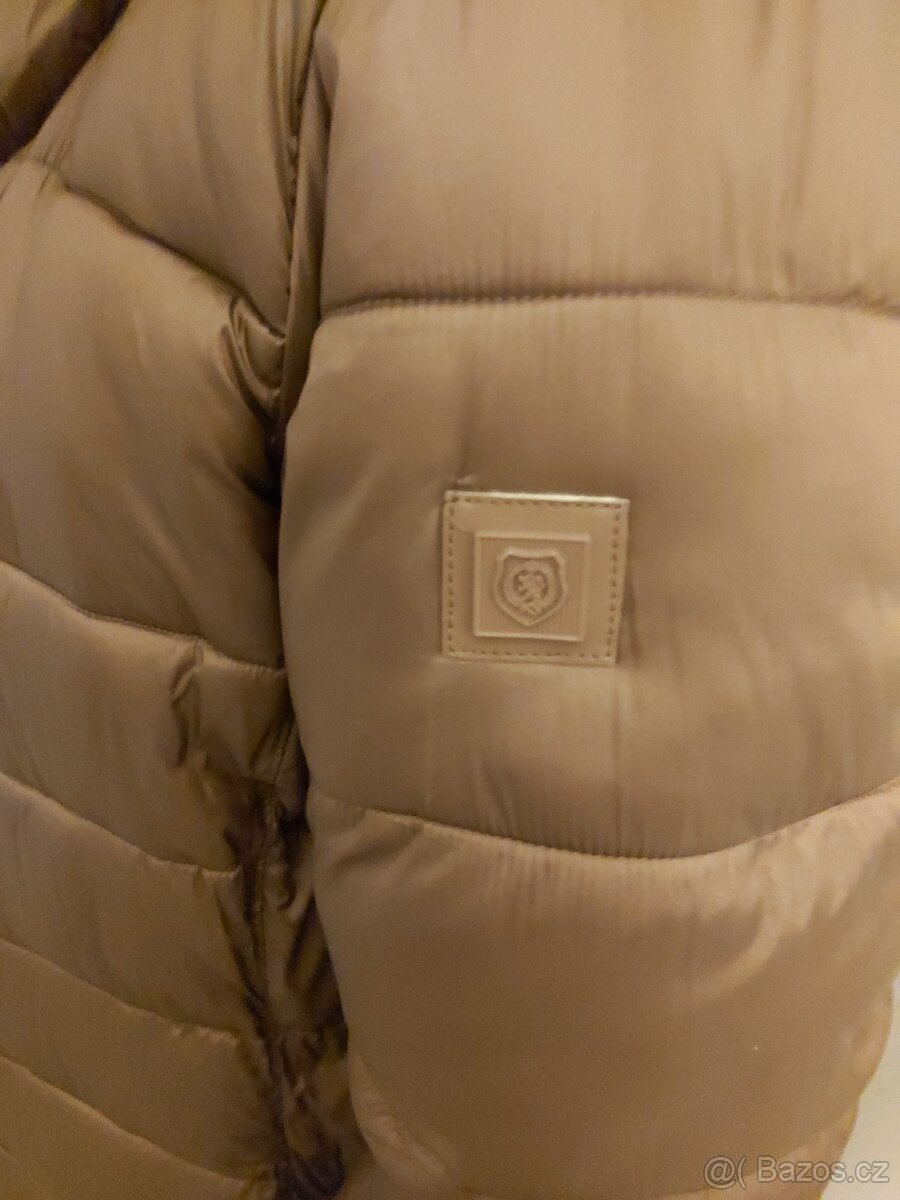 Kennet Street kabatek s pravou kožešinou. - 5