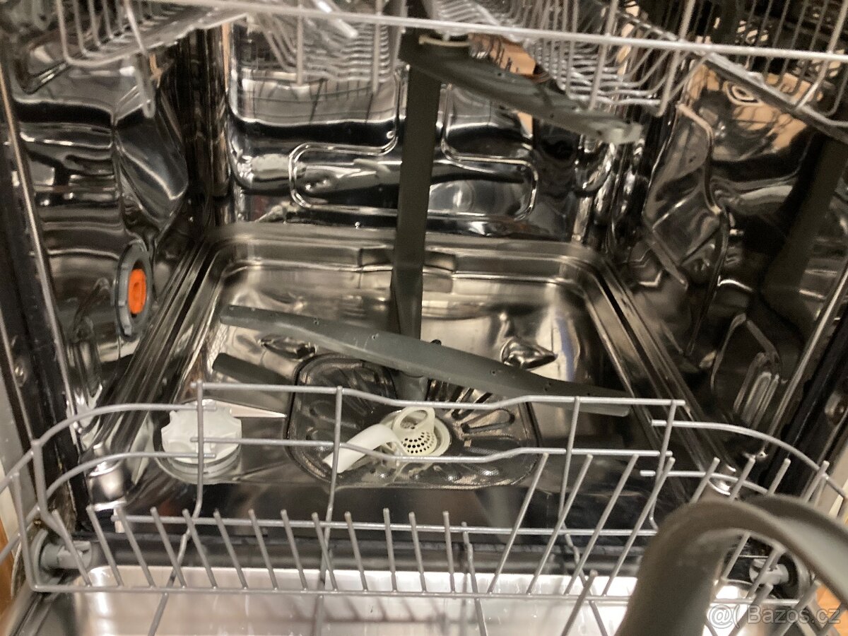 Myčka na nádobí - 5