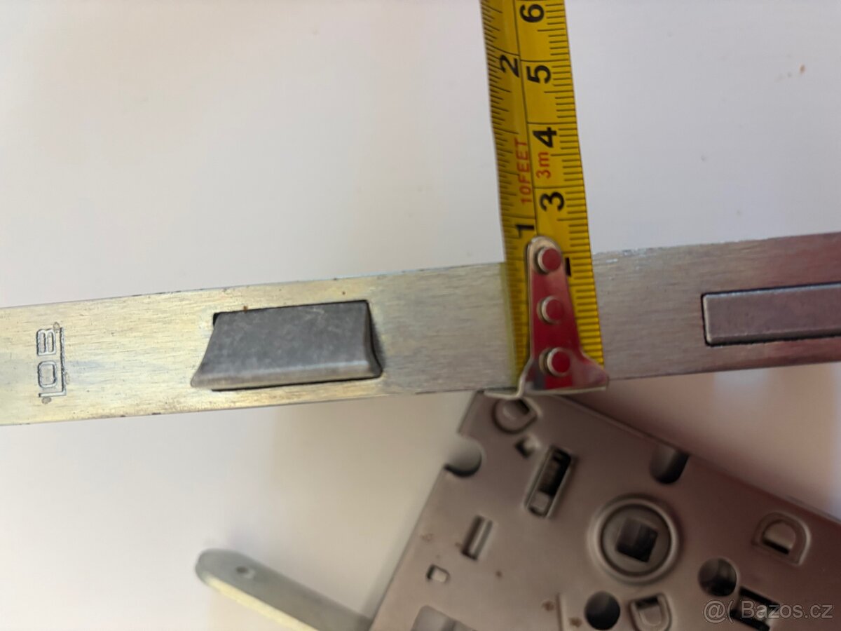 Zámek zadlabávací - 5