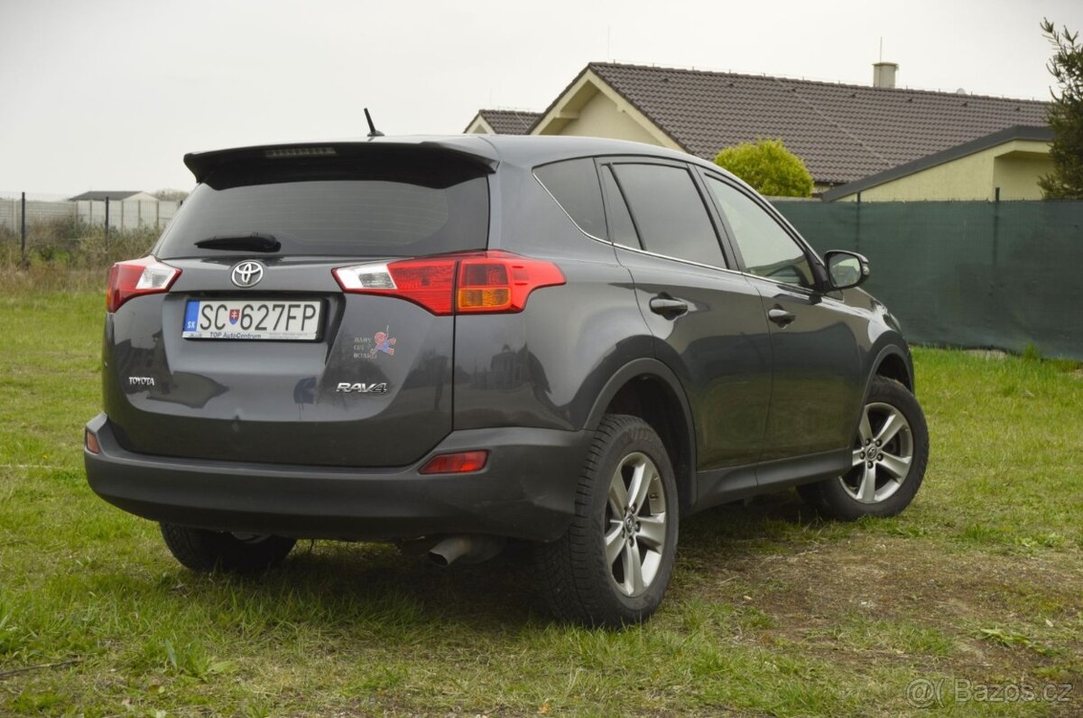 Toyota RAV4 - 5
