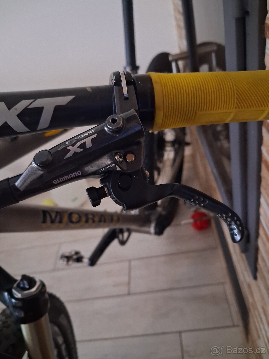 Race Face 175mm, hydr.brzdy XT - 5