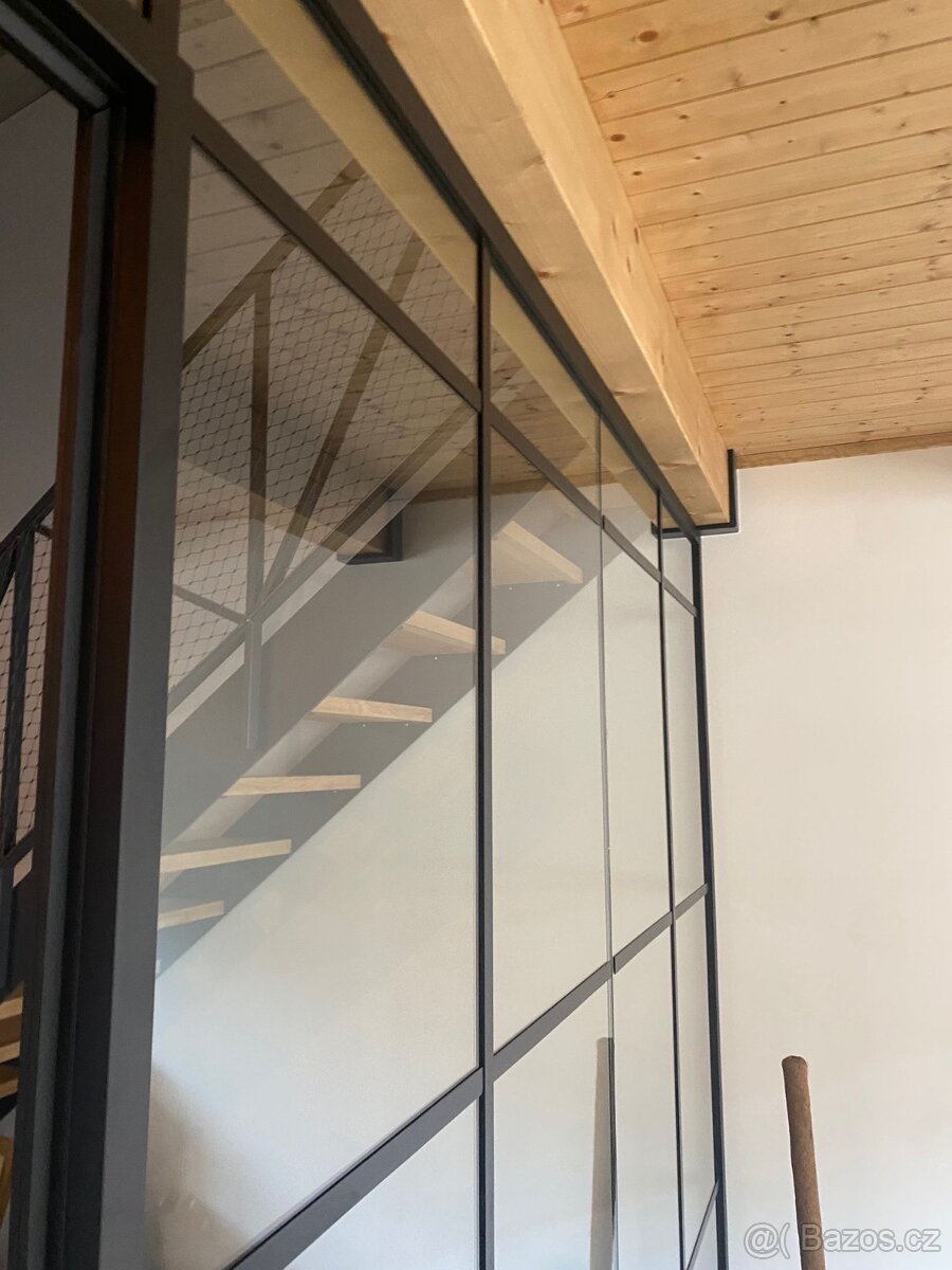 Skleněná dělící stěna - nová na Praha 9 - 5