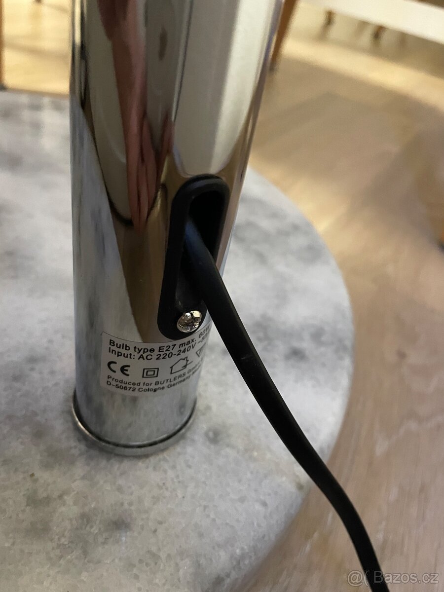 Velká stojací lampa + 4 ks židle - 5