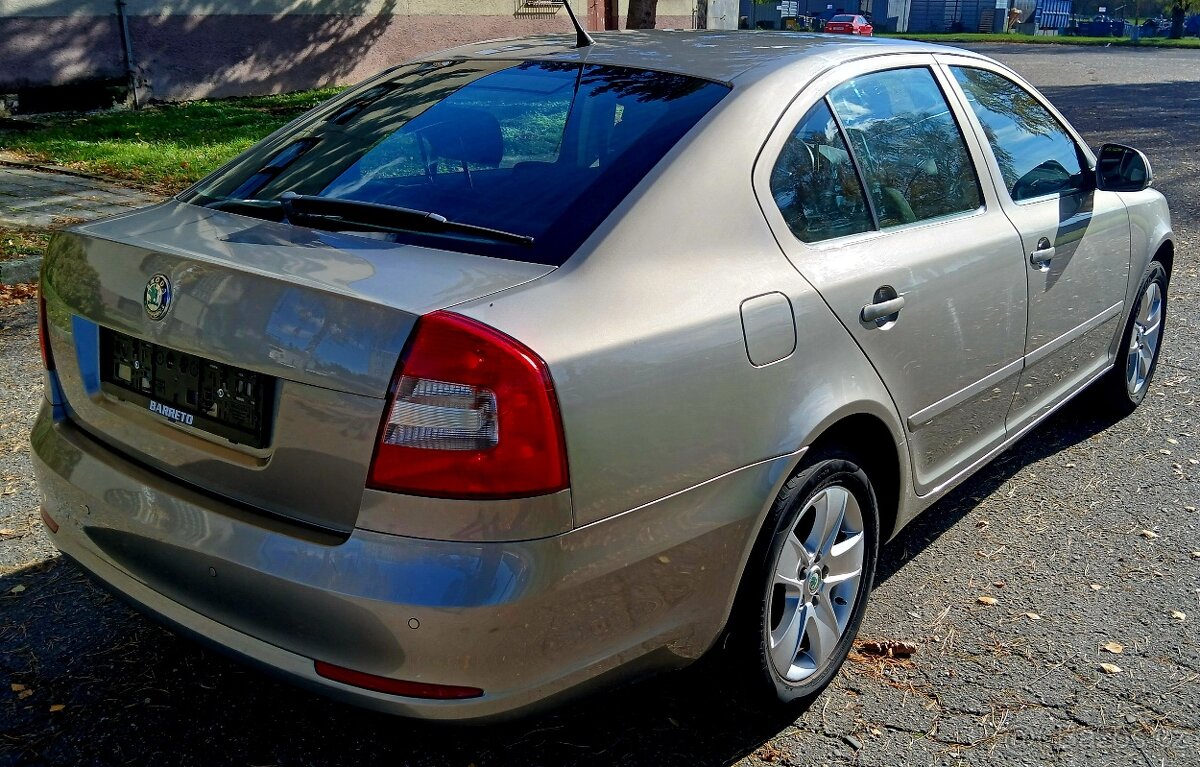 Octavia II 1,9 tdi 77Kw,TOP STAV. - 5