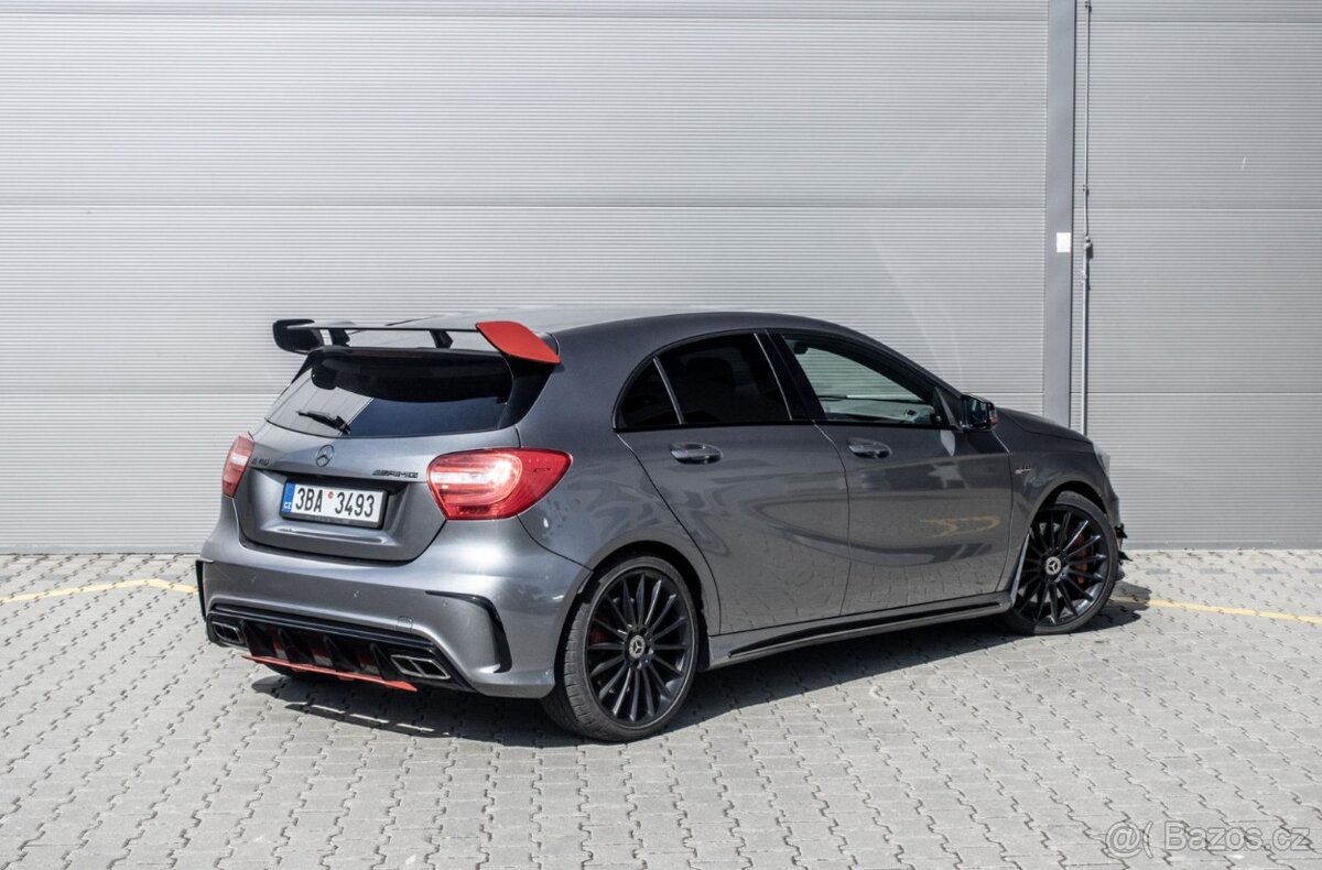 Mercedes Benz A45 AMG - 5