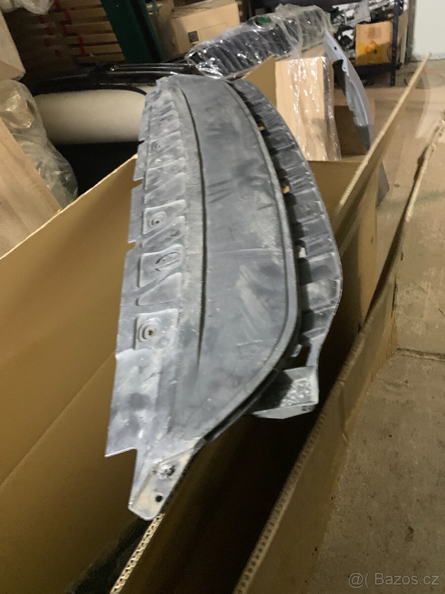 mrizky mrizka naraznik predni spoiler skoda superb - 5