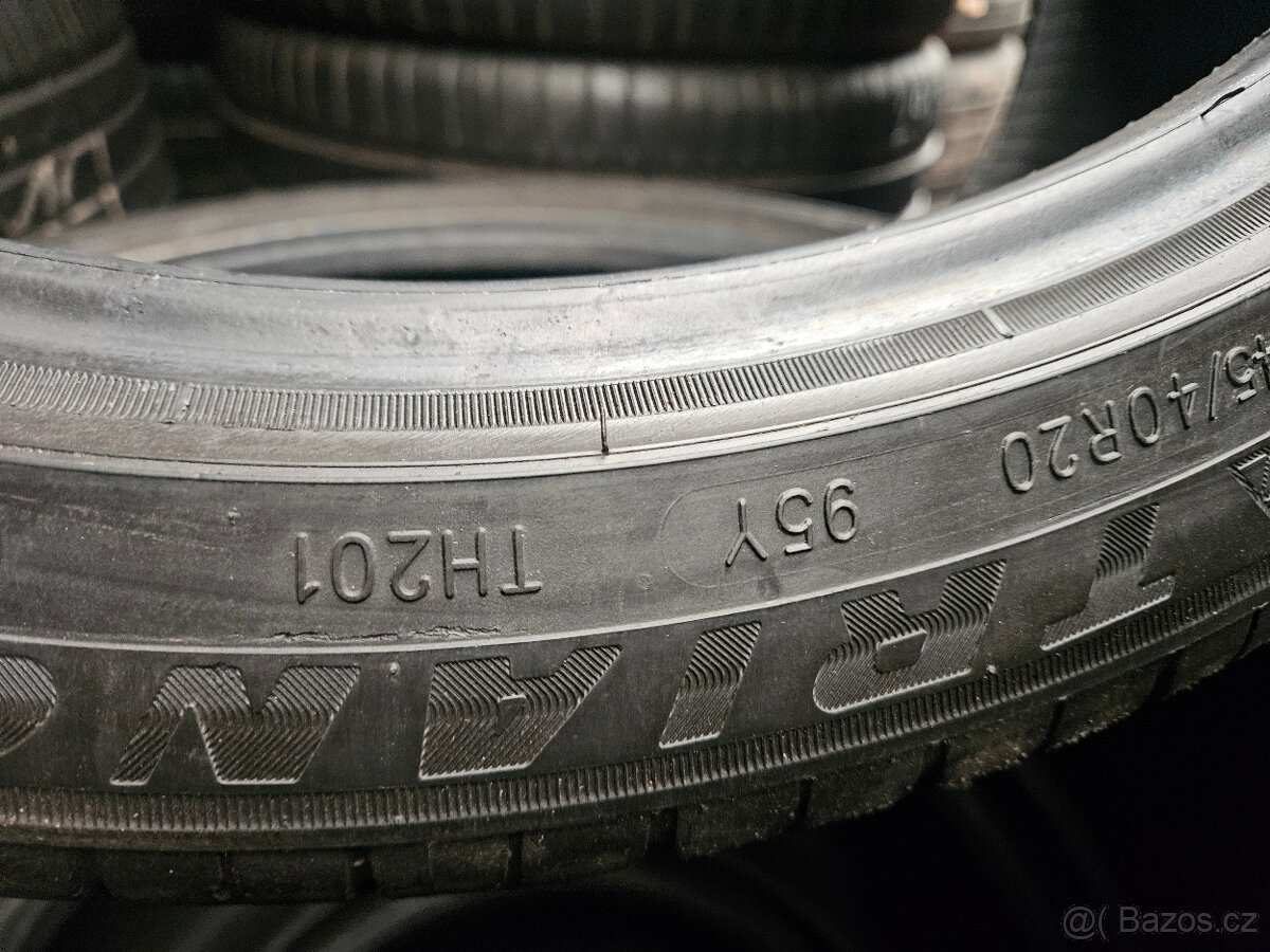 245/40r20 95Y Triangle Sportex - 5