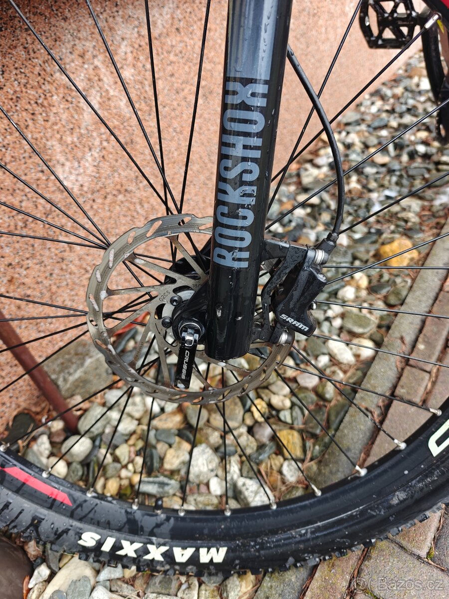 Crusis E Largo 9,7 - 5