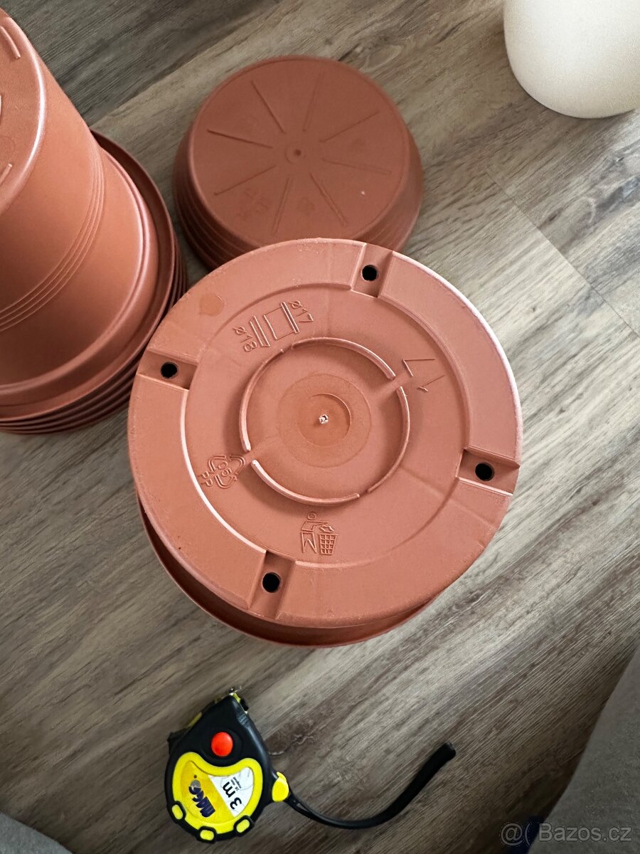 Nové květináče - 5