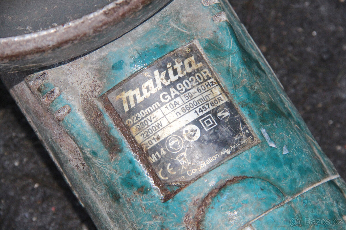 Úhlová bruska Makita GA9020R - 5