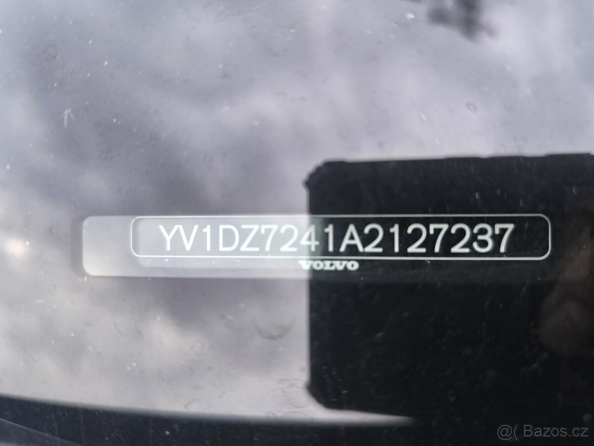 Volvo XC60 2,4D,129kw - 5