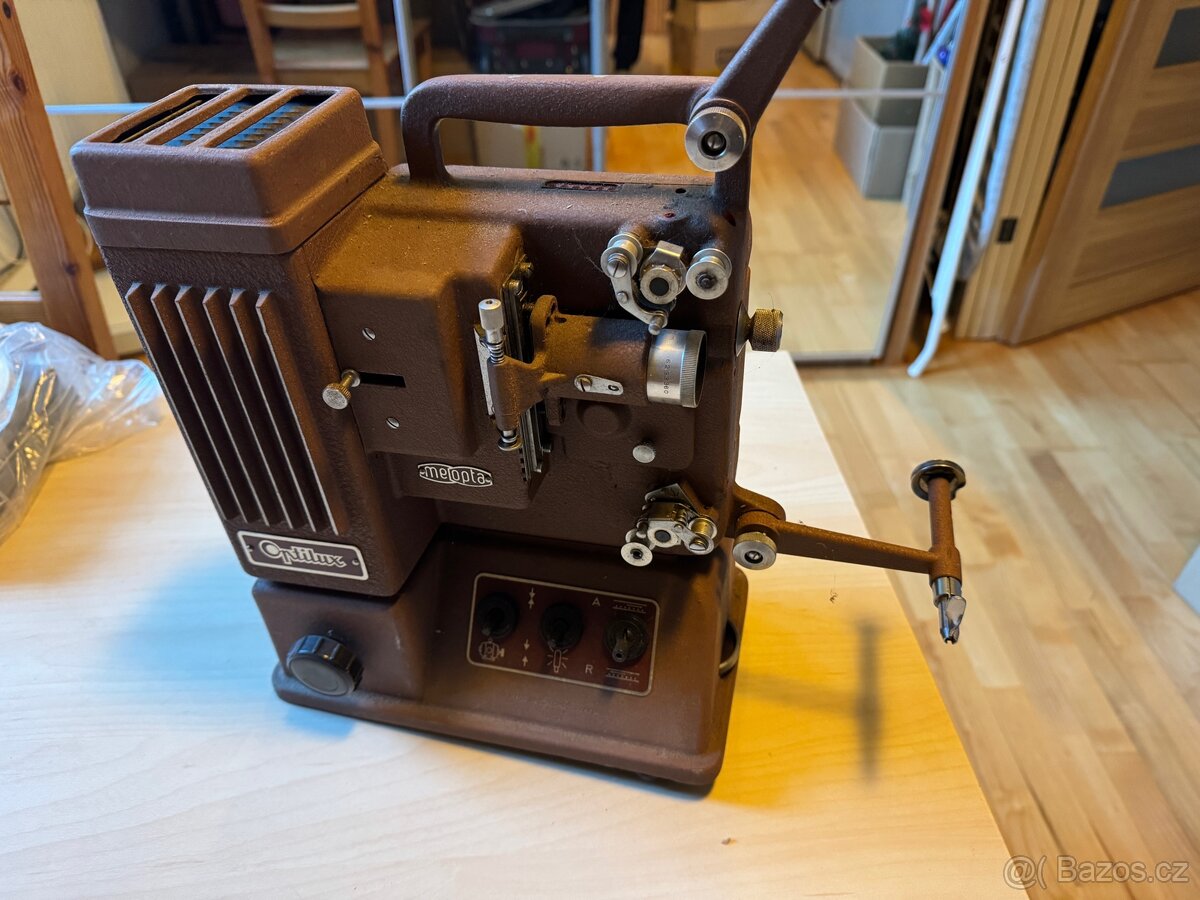 MEOPTA promítačka 85103 - 5