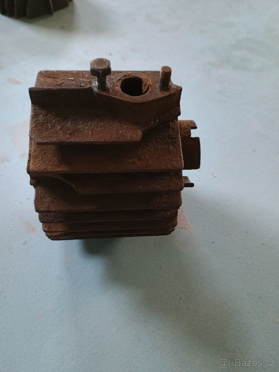 Válce Jawa 555 pařez - 5