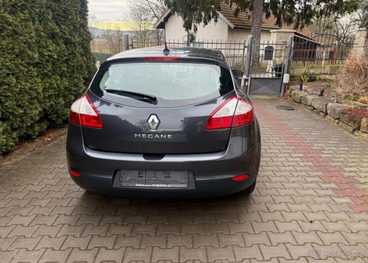 Renault Mégane 1,6i/74kw serviska sada kol benzín - 5