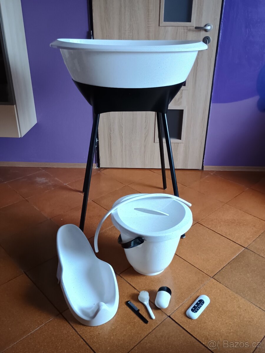 Prodám vaničku na stojánku se sadou - 5