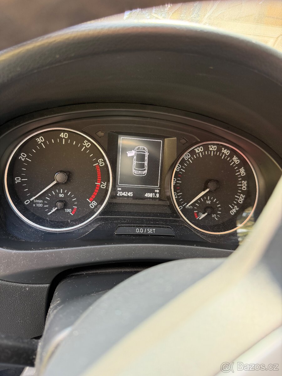 Škoda Rapid 2016, 81kW - 5