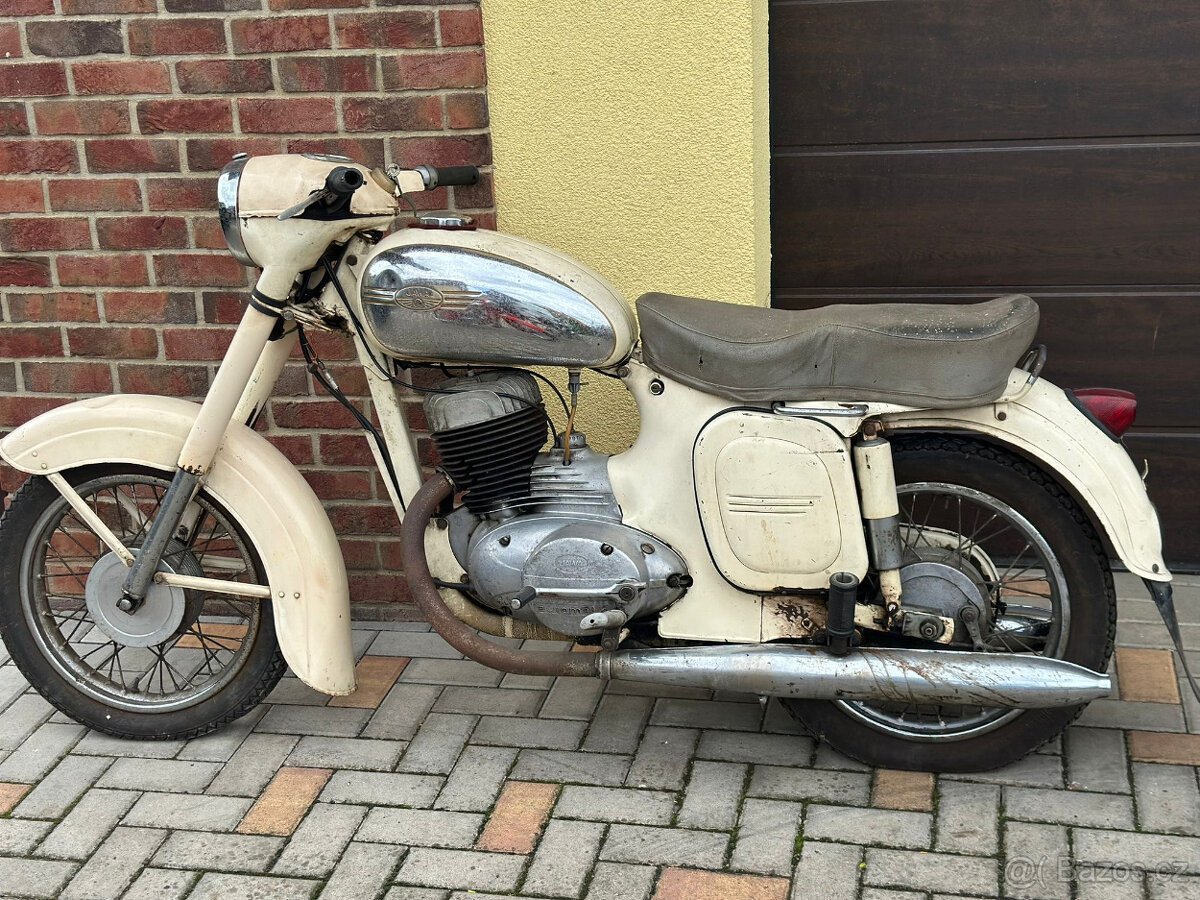 Jawa 250 559 Automatic - 5