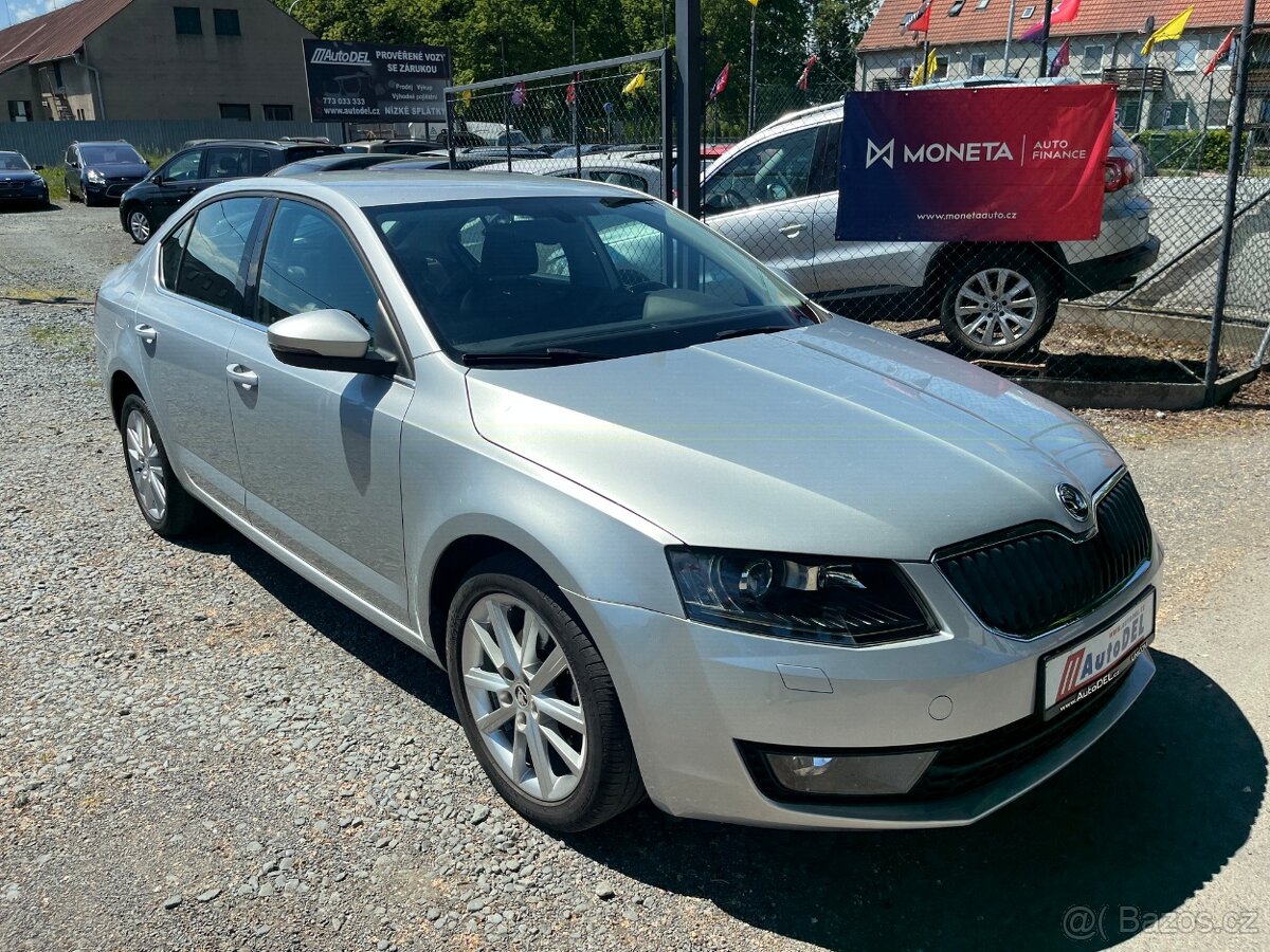 Škoda Octavia 1.4 TSi Elegance, Xenony - 5