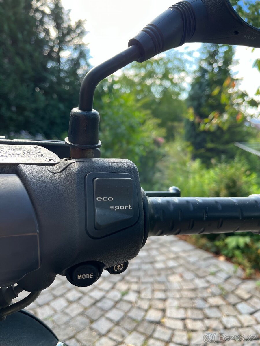 Aprilia Scarabeo 125ccm - 5