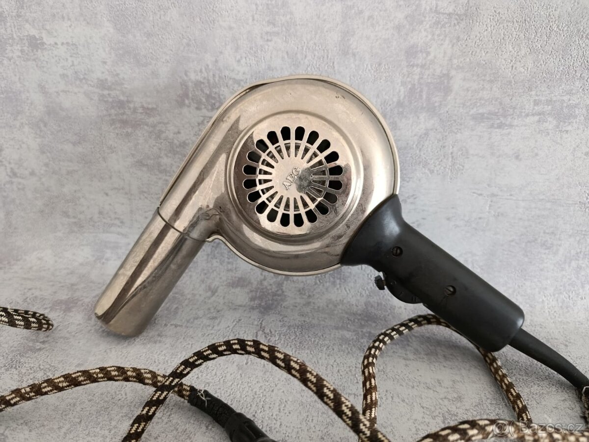 Starý značkový fén AEG - krásný, k dekoraci, do muzea,sbírky - 5