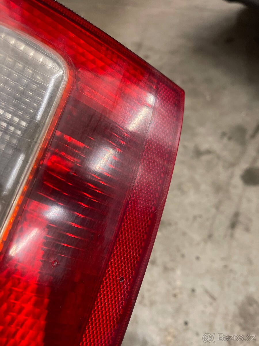 Světla Octavia 1 - 5