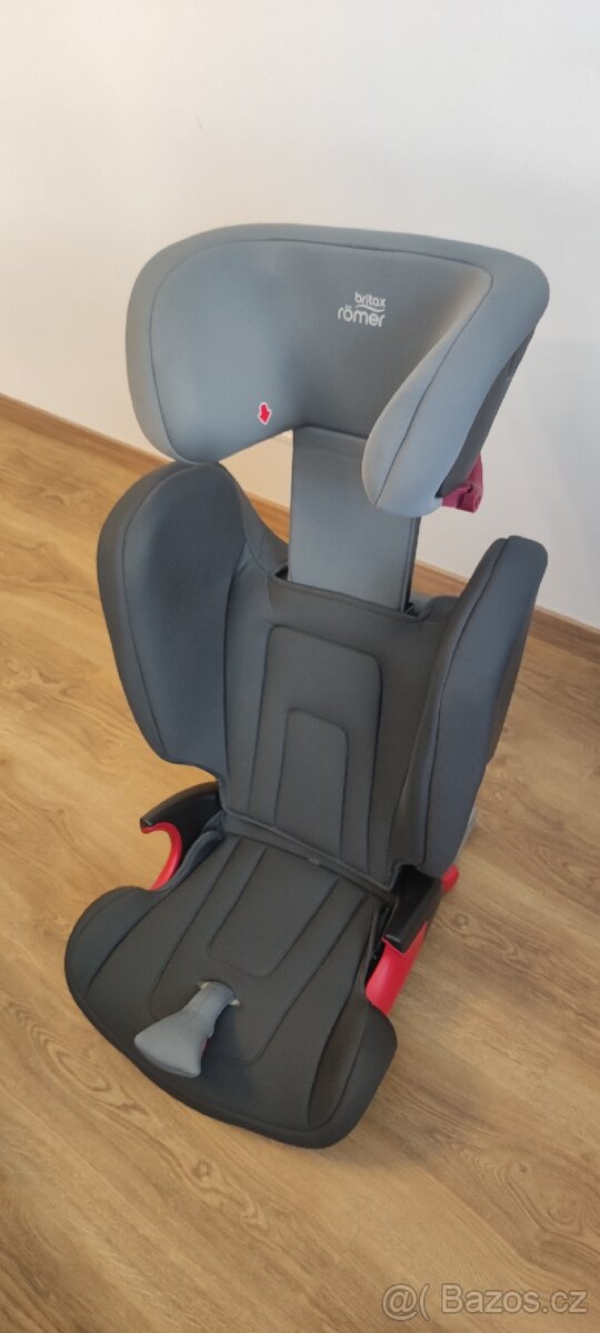 Britax Römer KIDFIX R - 5