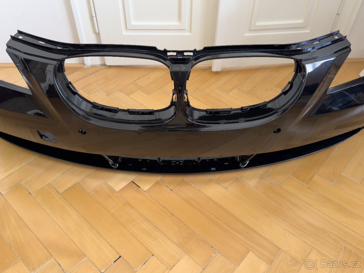 Přední nárazník BMW E60 E61 2003-2010 - 5