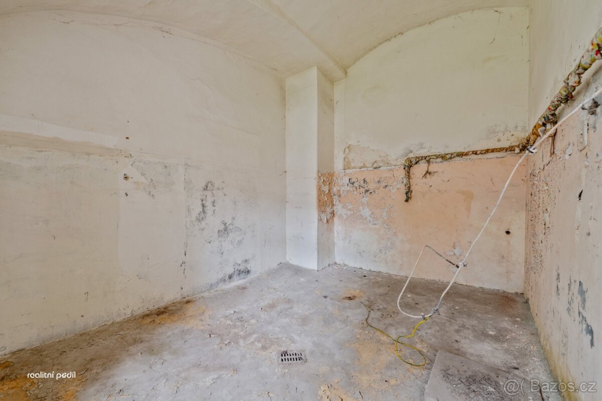 Prodej vícegenerační dům v Hořovičkách - 5