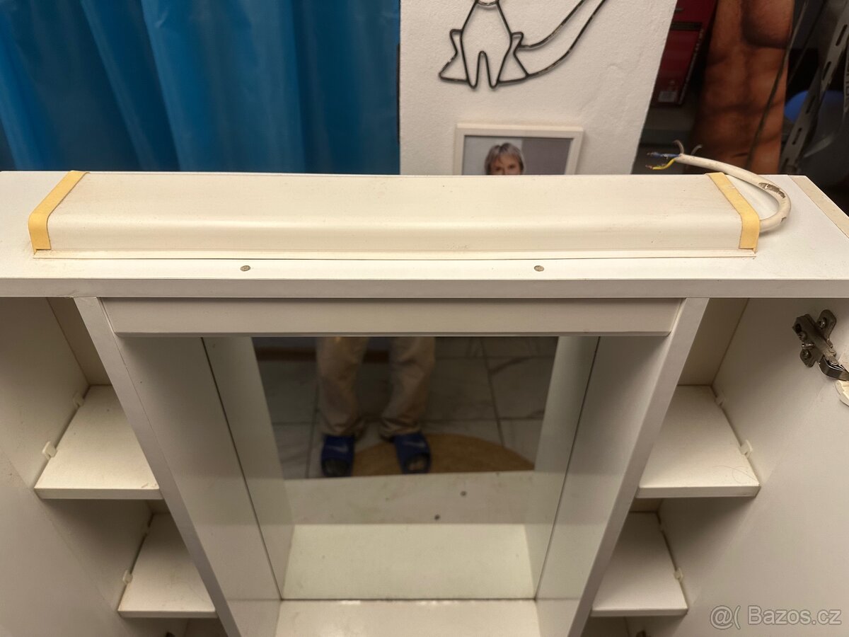 Skříňka do koupelny - 5